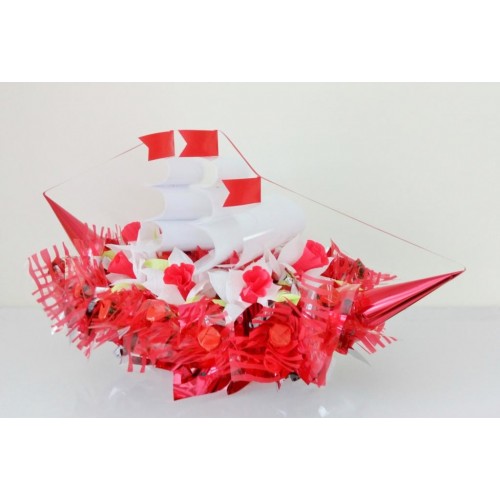 Raudonas laivas 2 - puokštė iš saldainių Skanios gėlės